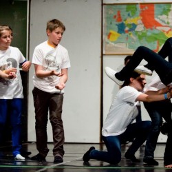Groepsoptreden (109) - Toneelvereniging Plankenkoorts 